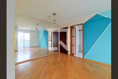 Sala de apartamento à venda com 2 quartos, 52m² em Vila Leonor, Guarulhos