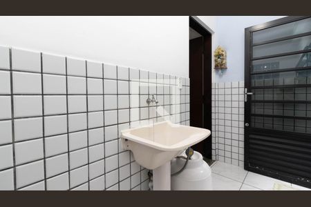 Casa à venda com 178m², 4 quartos e 4 vagasÁrea de Serviço 1