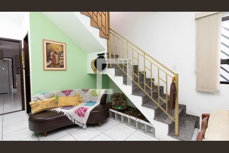 Sala de casa à venda com 4 quartos, 178m² em Vila Constança, São Paulo