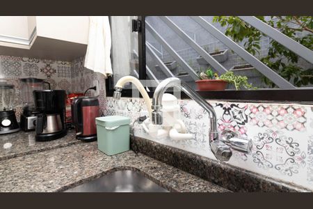 Casa à venda com 178m², 4 quartos e 4 vagasCozinha - Torneira