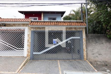 Casa à venda com 178m², 4 quartos e 4 vagasFachada