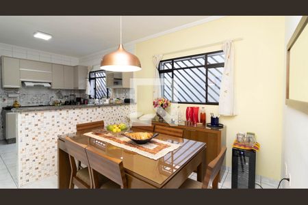 Sala de Jantar de casa à venda com 4 quartos, 178m² em Vila Constança, São Paulo