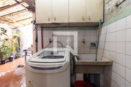 Casa à venda com 173m², 3 quartos e 1 vagaLavanderia