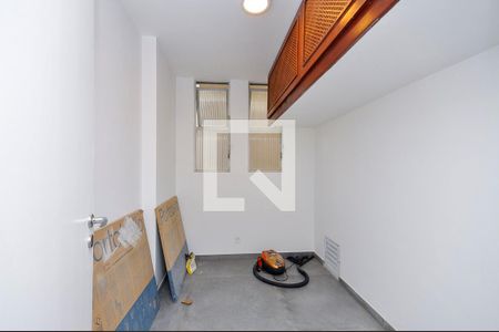 Apartamento à venda com 277m², 4 quartos e 2 vagasQuarto de Serviço