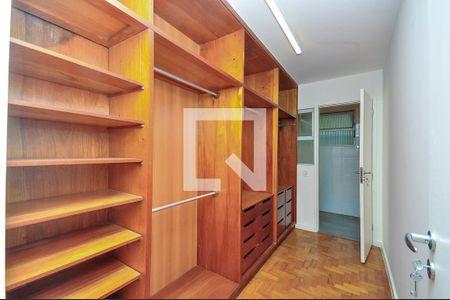 Apartamento à venda com 277m², 4 quartos e 2 vagasCloset Suíte