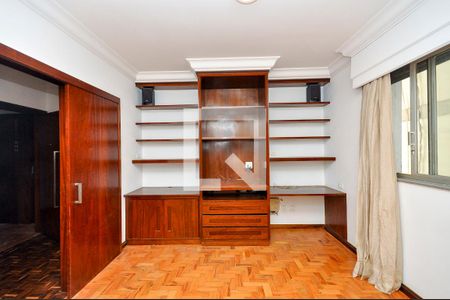 Apartamento à venda com 277m², 4 quartos e 2 vagasQuarto 3