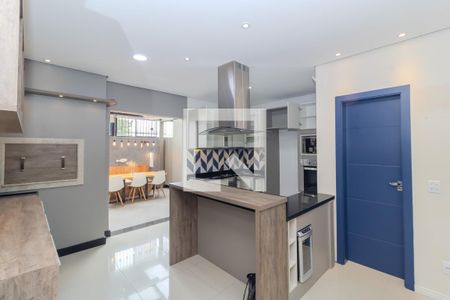 Sala/Cozinha de casa à venda com 3 quartos, 100m² em Igara, Canoas