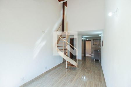 Sala de casa de condomínio para alugar com 2 quartos, 68m² em Cosmorama, Mesquita