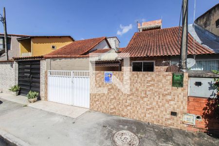 Casa de condomínio para alugar com 68m², 2 quartos e 1 vagaFachada