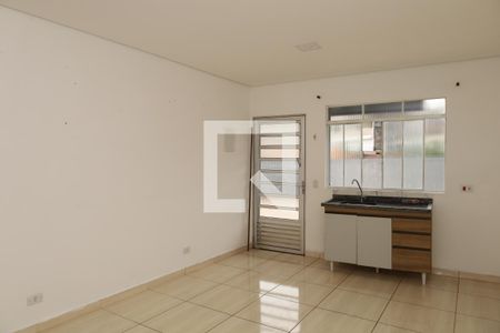 Sala de casa para alugar com 2 quartos, 65m² em Vila Jacuí, São Paulo