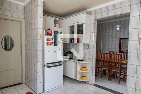 Casa à venda com 439m², 6 quartos e 6 vagasCozinha