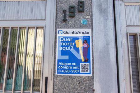 Casa à venda com 439m², 6 quartos e 6 vagasPlaca