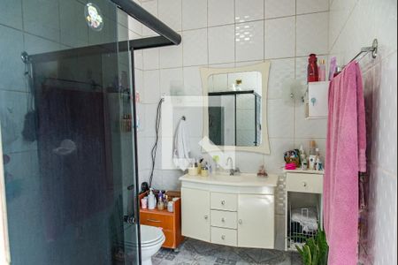 Casa à venda com 439m², 6 quartos e 6 vagasBanheiro da suíte 2