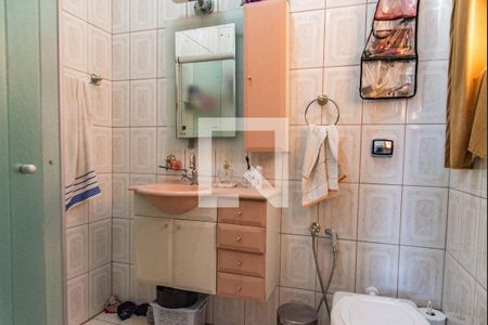 Casa à venda com 439m², 6 quartos e 6 vagasBanheiro da suíte 1