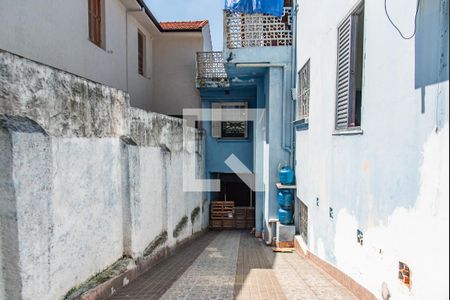 Casa à venda com 439m², 6 quartos e 6 vagasLateral