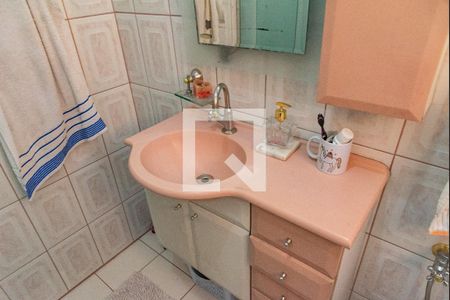 Casa à venda com 439m², 6 quartos e 6 vagasBanheiro da suíte 1