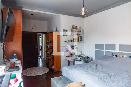 Casa à venda com 439m², 6 quartos e 6 vagasSuíte 2