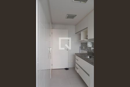 Cozinha e Área de Serviço de apartamento para alugar com 2 quartos, 91m² em Vila das Palmeiras, Guarulhos