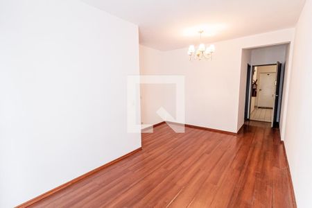 Sala de apartamento para alugar com 3 quartos, 70m² em Vila Floresta, Santo André