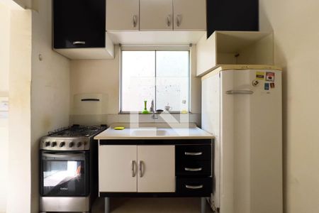 Studio para alugar com 30m², 1 quarto e sem vaga Studio para alugar com 30m², 1 quarto e sem vagaCozinha e área de serviço