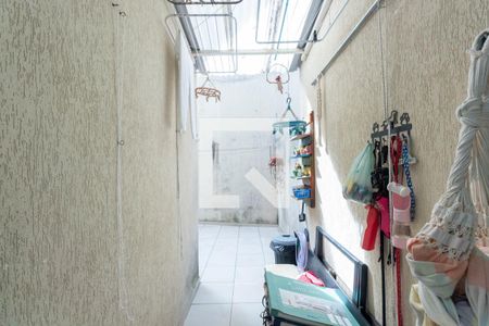 Casa à venda com 75m², 2 quartos e 2 vagas Casa à venda com 75m², 2 quartos e 2 vagasLavanderia