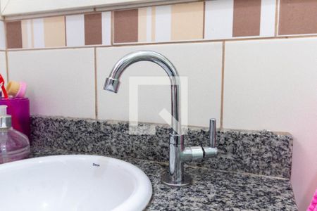 Casa à venda com 75m², 2 quartos e 2 vagas Casa à venda com 75m², 2 quartos e 2 vagasBanheiro - torneira