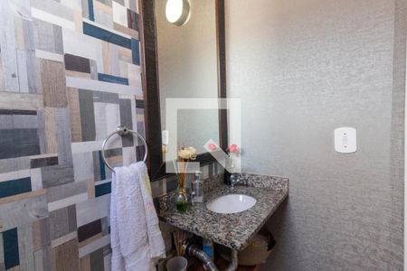 Casa à venda com 75m², 2 quartos e 2 vagas Casa à venda com 75m², 2 quartos e 2 vagasLavabo