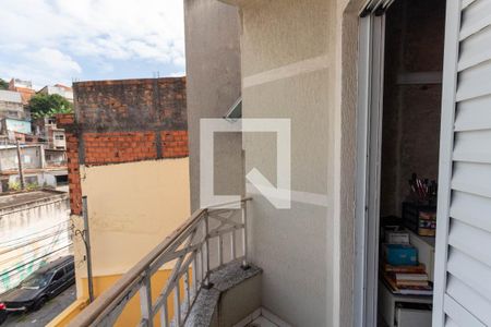 Casa à venda com 75m², 2 quartos e 2 vagas Casa à venda com 75m², 2 quartos e 2 vagasVaranda