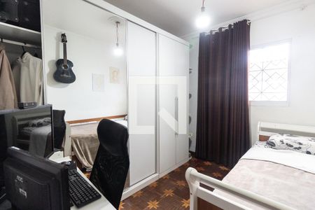 Casa à venda com 180m², 3 quartos e 6 vagas Casa à venda com 180m², 3 quartos e 6 vagasQuarto 3