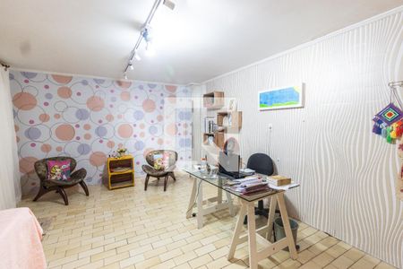 Casa à venda com 180m², 3 quartos e 6 vagas Casa à venda com 180m², 3 quartos e 6 vagasGaragem