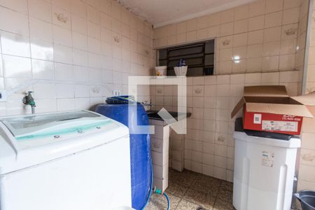 Casa à venda com 180m², 3 quartos e 6 vagas Casa à venda com 180m², 3 quartos e 6 vagasÁrea de serviço