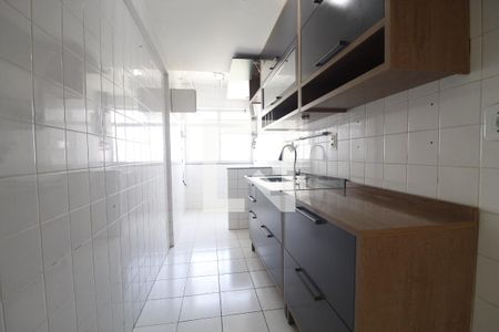 Apartamento para alugar com 125m², 3 quartos e 1 vaga Apartamento para alugar com 125m², 3 quartos e 1 vagaCozinha e Área de Serviço