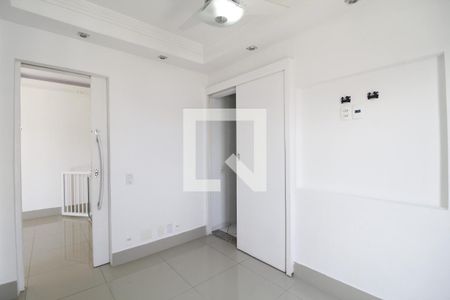 Apartamento para alugar com 125m², 3 quartos e 1 vaga Apartamento para alugar com 125m², 3 quartos e 1 vagaSuíte 2
