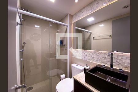 Apartamento à venda com 82m², 3 quartos e 2 vagas Apartamento à venda com 82m², 3 quartos e 2 vagasBanheiro 1