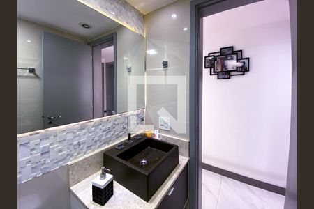 Apartamento à venda com 82m², 3 quartos e 2 vagas Apartamento à venda com 82m², 3 quartos e 2 vagasBanheiro