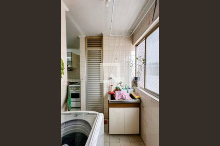 Apartamento à venda com 70m², 3 quartos e 1 vaga Apartamento à venda com 70m², 3 quartos e 1 vagaÁrea de Serviço