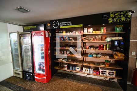 Apartamento à venda com 56m², 2 quartos e sem vagaMercadinho