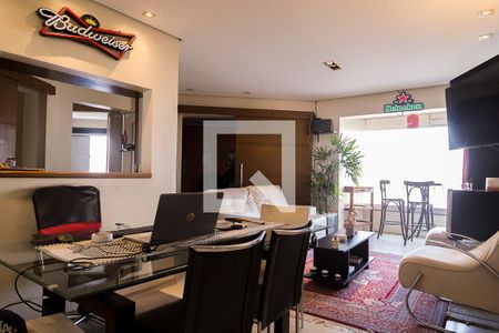 Sala de apartamento à venda com 2 quartos, 70m² em Vila Alexandria, São Paulo