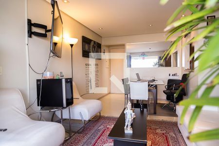 Sala de apartamento à venda com 2 quartos, 70m² em Vila Alexandria, São Paulo