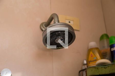 Apartamento à venda com 70m², 2 quartos e 1 vagaBanheiro da Suíte - Chuveiro