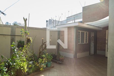 Casa à venda com 125m², 3 quartos e 2 vagasQuintal