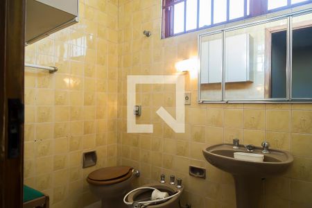 Casa à venda com 125m², 3 quartos e 2 vagasBanheiro Social