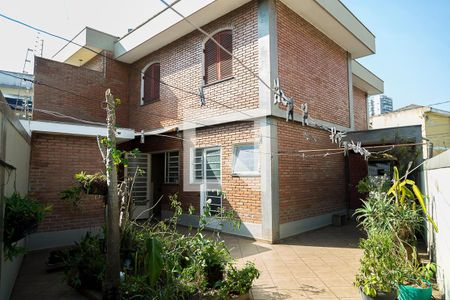 Casa à venda com 125m², 3 quartos e 2 vagasQuintal
