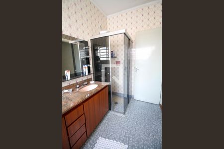 Casa à venda com 250m², 3 quartos e 4 vagasBanheiro Social