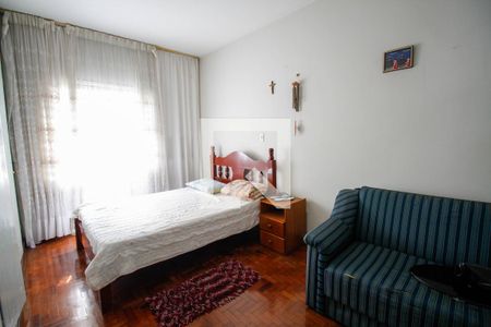 Casa à venda com 250m², 3 quartos e 4 vagasQuarto 3