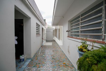 Casa à venda com 250m², 3 quartos e 4 vagasQuintal