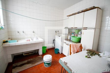 Casa à venda com 250m², 3 quartos e 4 vagasÁrea de Serviço