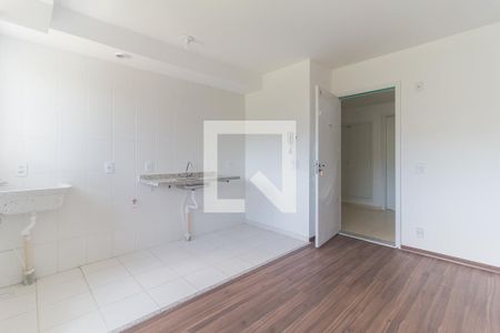 Quarto/Cozinha de kitnet/studio para alugar com 1 quarto, 26m² em Botujuru, Mogi das Cruzes