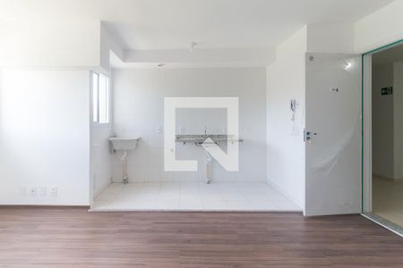 Quarto/Cozinha de kitnet/studio para alugar com 1 quarto, 26m² em Botujuru, Mogi das Cruzes