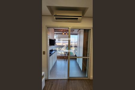 Detalhe Sala de apartamento para alugar com 1 quarto, 49m² em Macuco, Santos